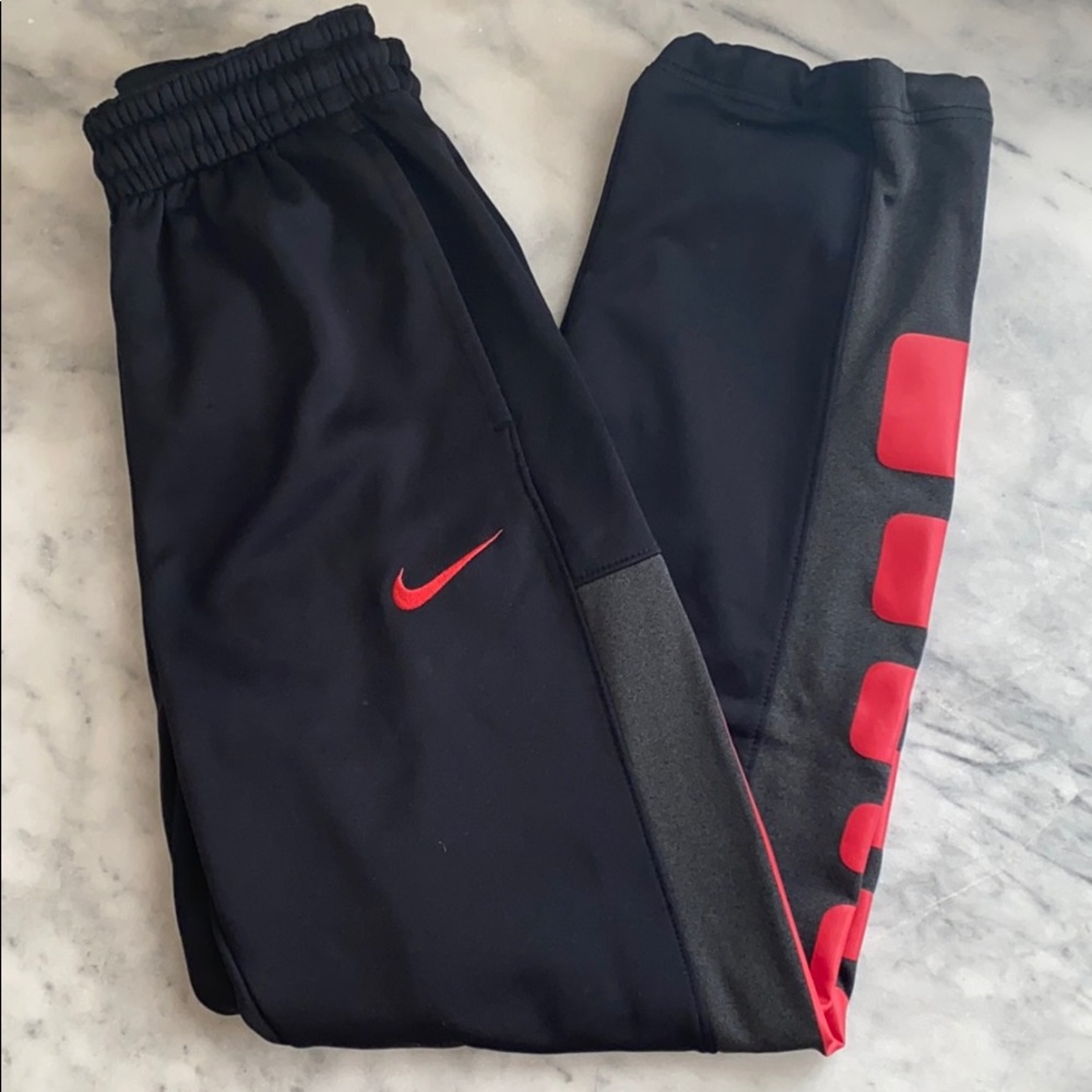 Nike Therma-fit Sweatpants